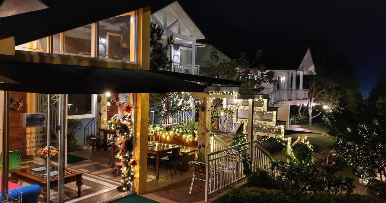 The Carmelence Lodge Tagaytay City Exterior foto